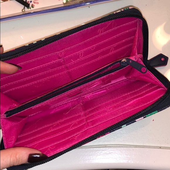 Vera Bradley Wallet - Picture 3 of 3